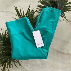Lululemon Wunder train crop 23”